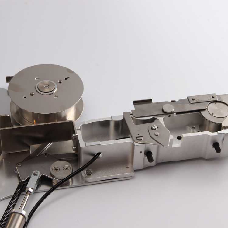 Yamaha CL 32 mm feeder Applicabie Machine type YV100II YV100X YV100XE YV100XG YG100 YG200 YG12 YG24