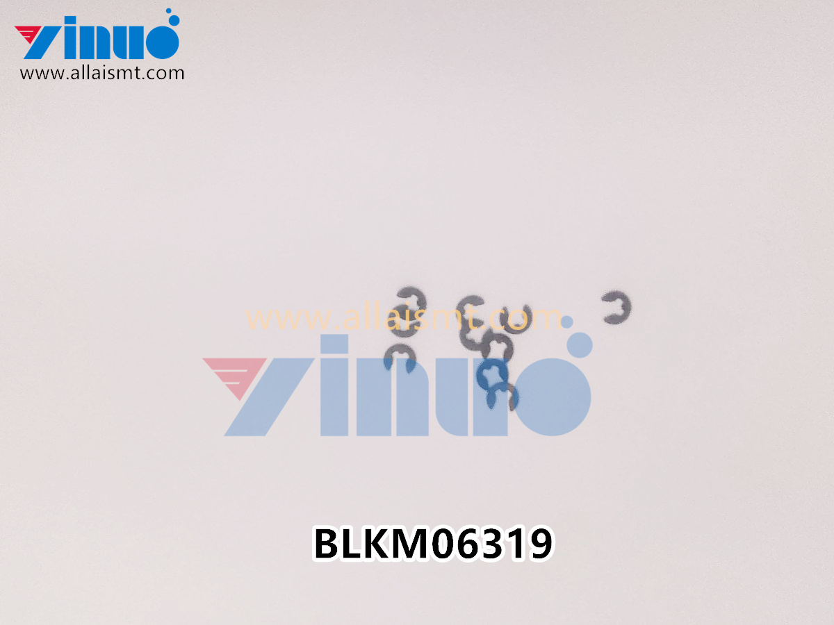 UNIVERSAL AI ret ring – BLKM06319
