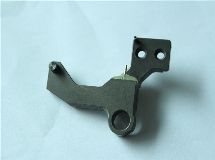 LEVER 104132102101
