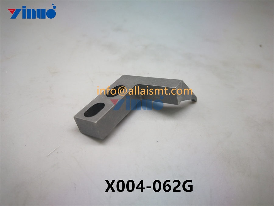 MOVING BLADE X004-062G